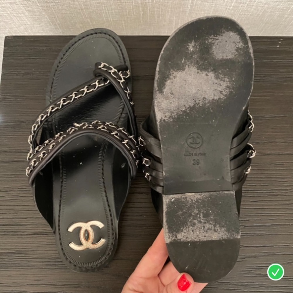 Chanel 💯 Authentic - Picture 3 of 4